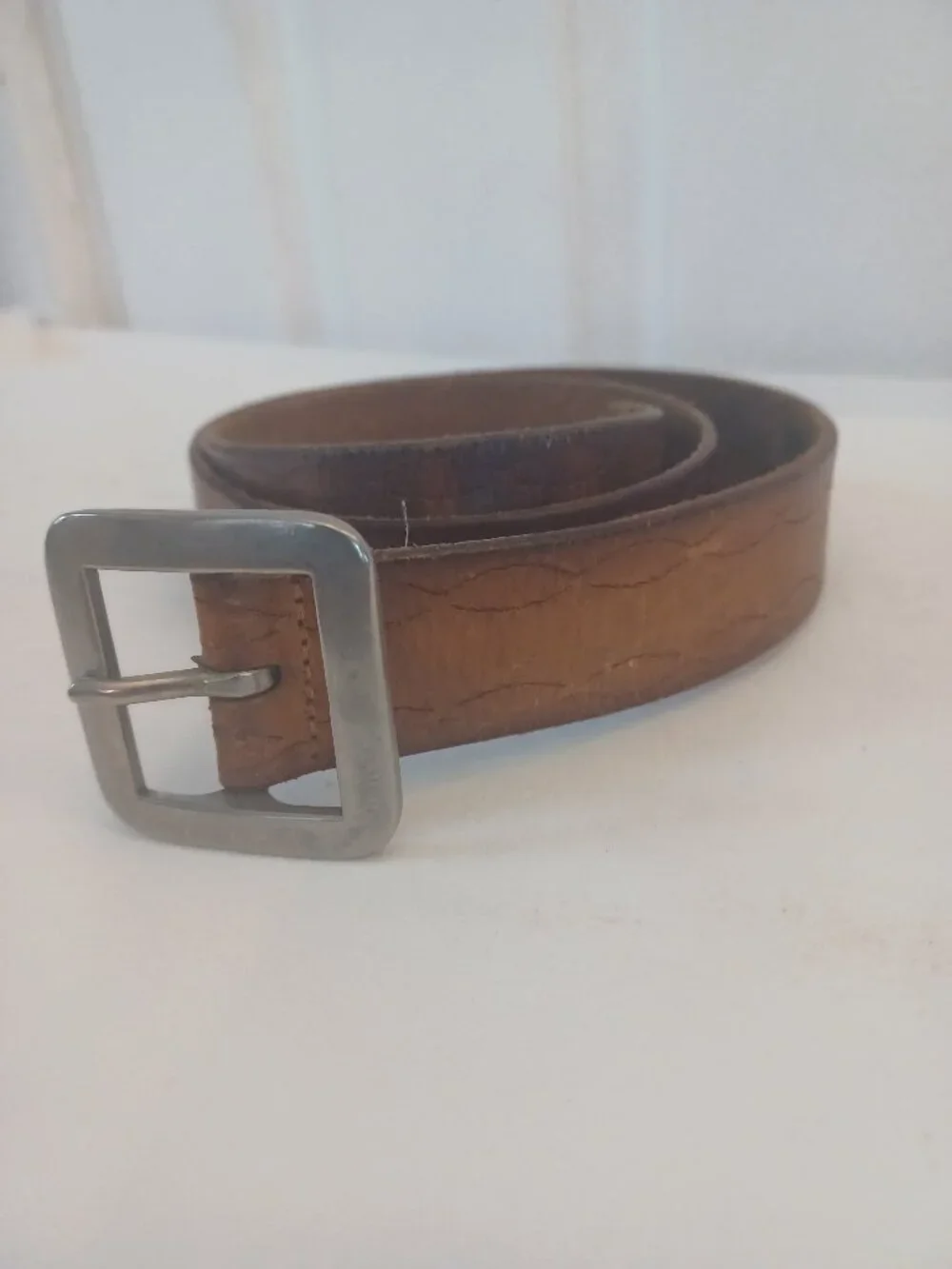 Vintage 80s GAP Leather Belt Made in USA Wavy Embossed Pattern Boho Western - Picture 1 of 6